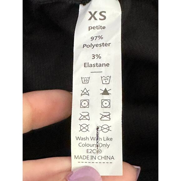 Black high waisted wide legs pleated pants size XSP - Picture 3 of 8